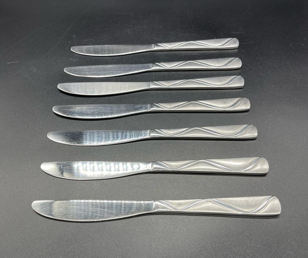 Cambridge Mena Sand Pattern Set of 7 Stainless Knives Flatware